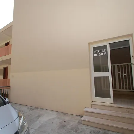 Spacieux Avec Terrasse Face à Menton, Proche Plages Et Centre-ville - Fr-1-196-327 Appartement Menton