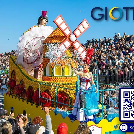 Spacieux Avec Terrasse Face à Menton, Proche Plages Et Centre-ville - Fr-1-196-327 * Menton