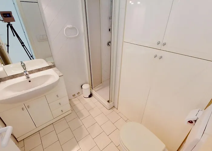 Appartement Grand 2p A Avec Terrasse Proche Plages - Fr-1-196-327