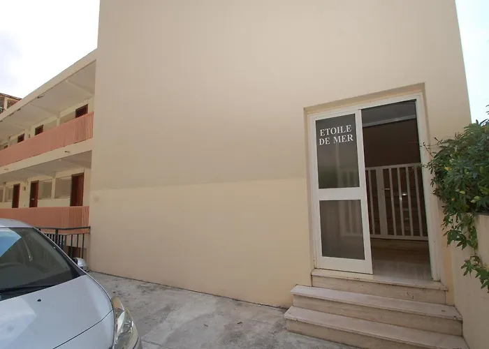 Spacieux Avec Terrasse Face à Menton, Proche Plages Et Centre-ville - Fr-1-196-327 Apartamento Menton